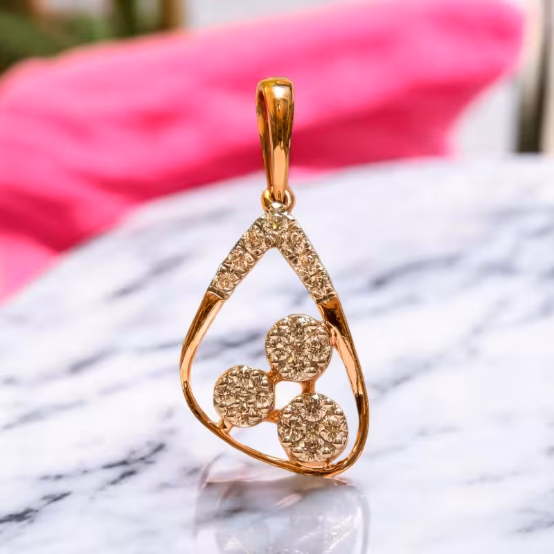 Kinnari Aashvi premium jewellery featuring intricate craftsmanship and contemporary elegance for special occasions